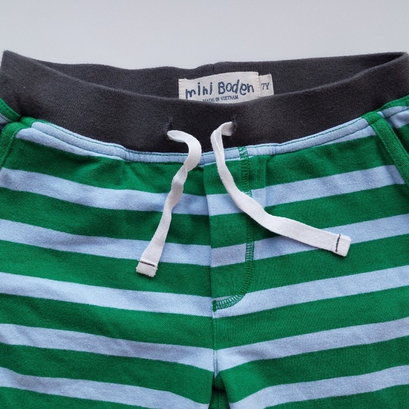 Mini Boden Stripey Shorts - Picture 9 of 15